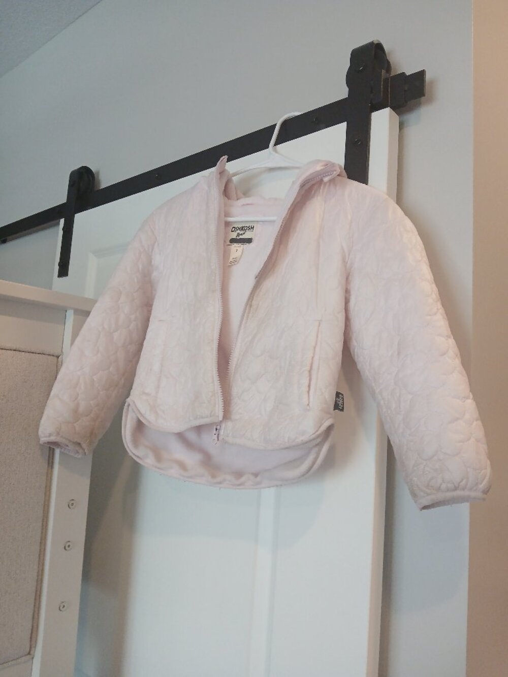 GREAT LIGHT PINK GIRLS SIZE 7 FLEECE OSHKOSH HOODED JACKET!!!
